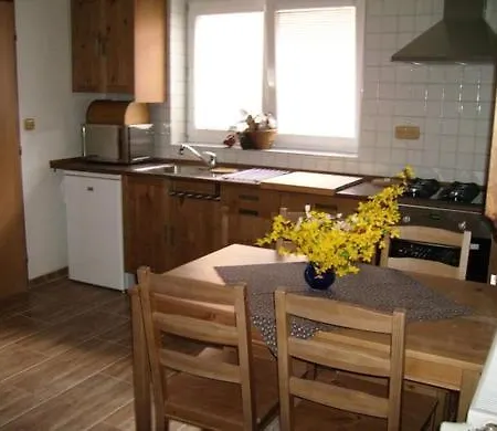 Appartamento Apartmán 2 Zdenko 2kk *